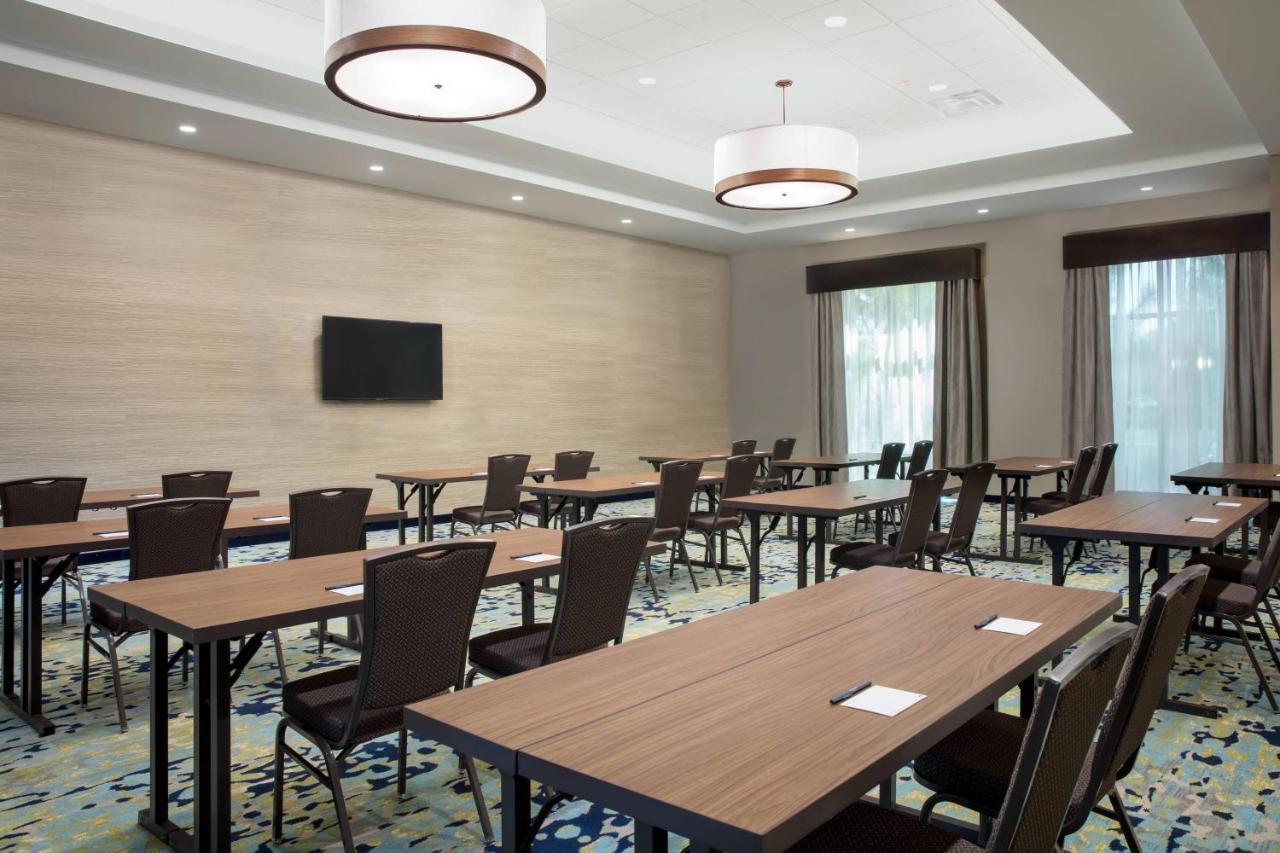 Springhill Suites By Marriott Orlando Theme Parks Lake Buena Vista Exterior photo